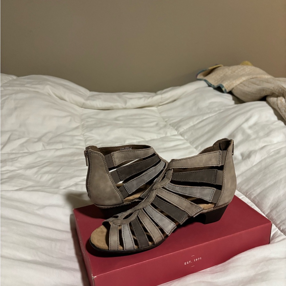 Rockport Taupe Gladiator Sandals